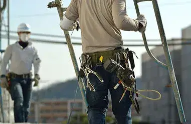 個室寮完備即入寮可／足場鳶・土工急募／日払い可