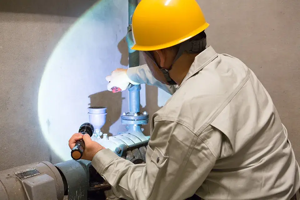 空調・給排水設備の配管工