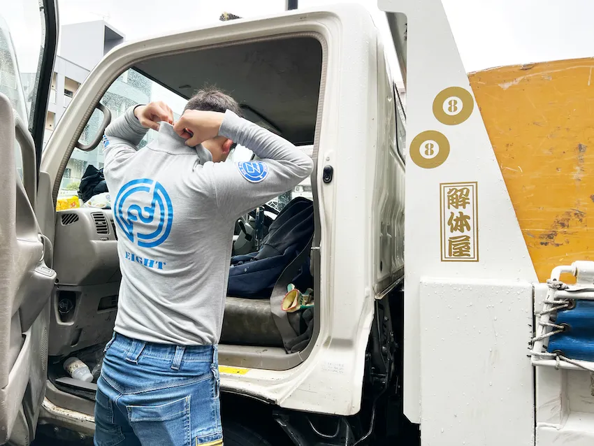 産業廃棄物収集運搬ドライバー