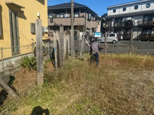 交通費支給あり！未経験者歓迎！造園師さん、掃除スタッフ