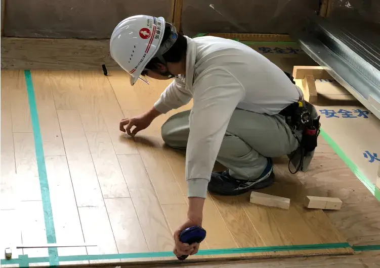 大工・内装組立作業（大工見習い）