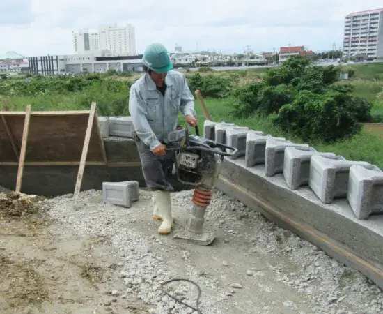 解体作業員、募集！