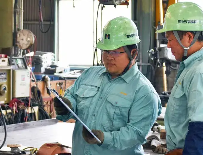 水処理設備の製作・据付スタッフ