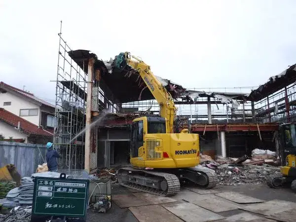 ４ｔダンプ運転＆解体作業スタッフ