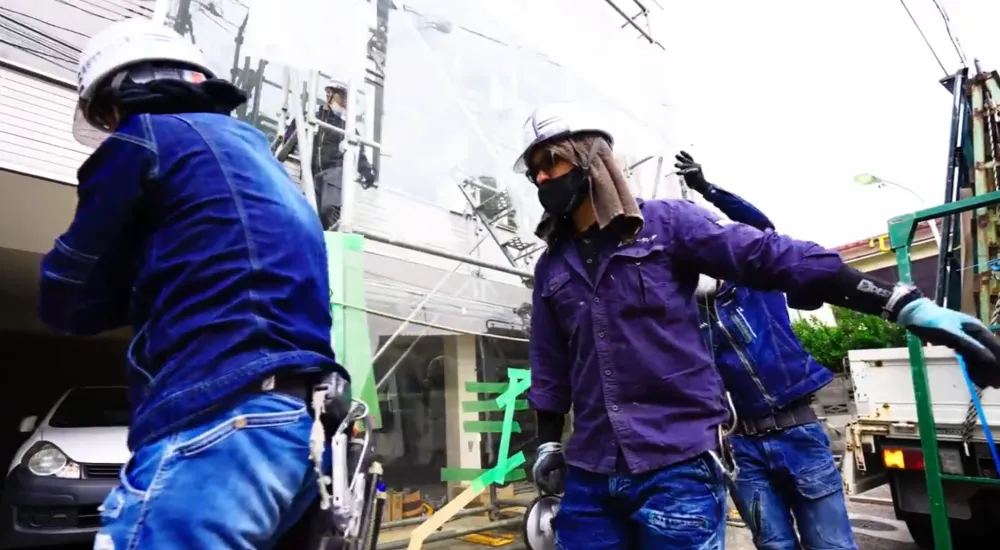 ガラス・サッシ取付／未経験歓迎★残業ほぼなし