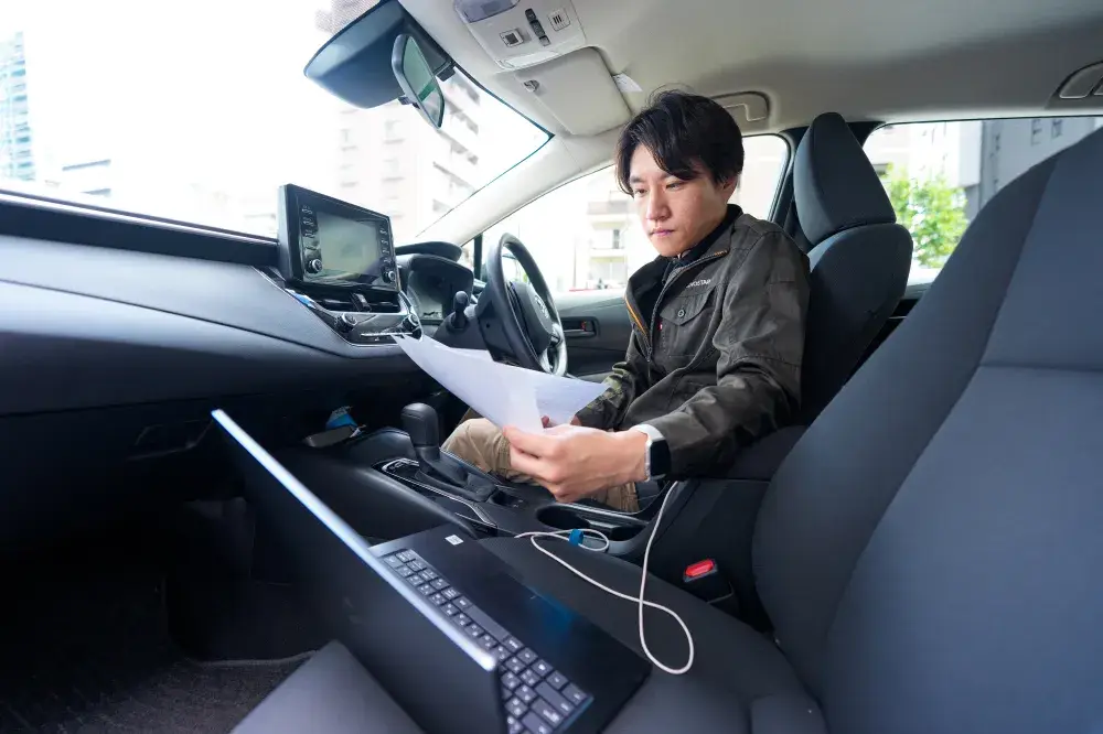 物件間は社用車で移動します。