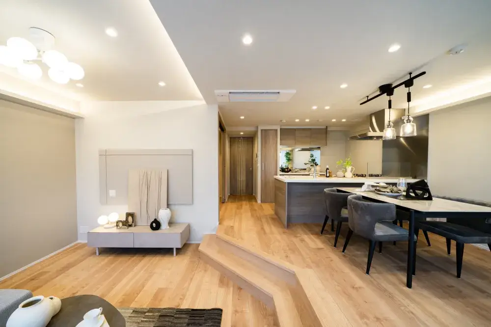 これまでに9300件以上の工事実績を誇ります。