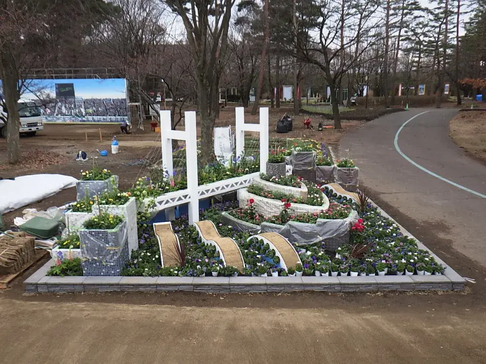 【未経験歓迎！】公共施設の花と緑の管理スタッフ（造園）