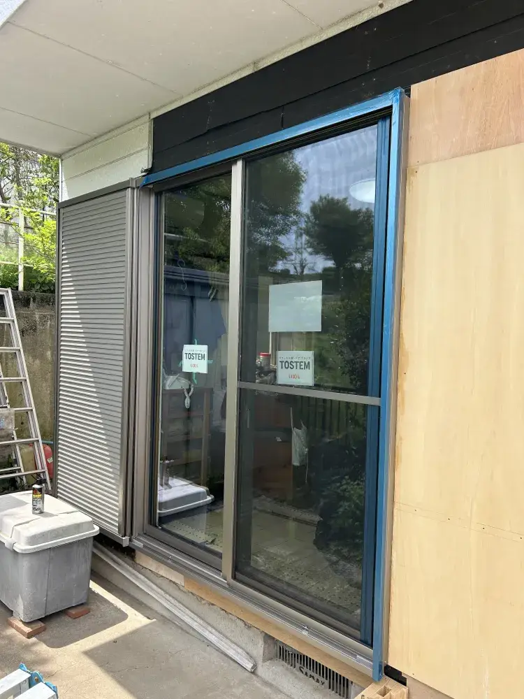 雨戸サッシ交換工事　施工後
