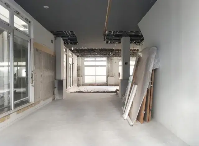 マンション内の現場風景