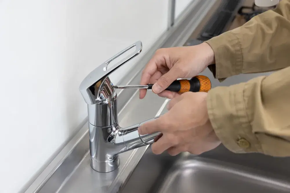 水栓施工の様子