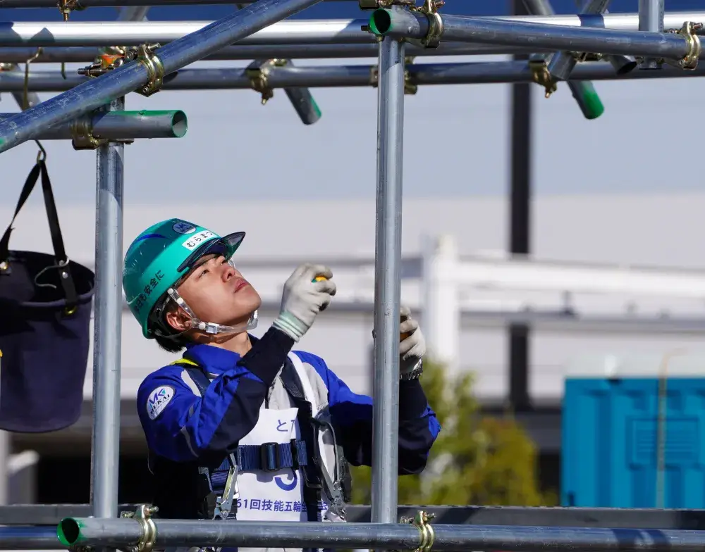 鳶工スタッフ（足場・鉄骨）