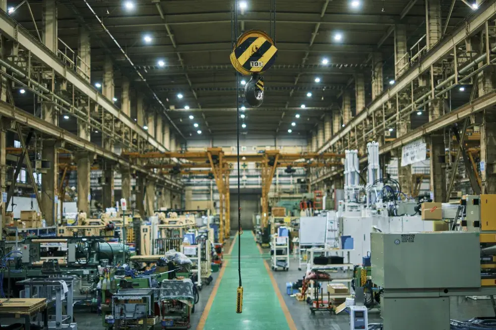 【埼玉/久喜】機械組立⁕産業機械　マイカー通勤可能★食堂有