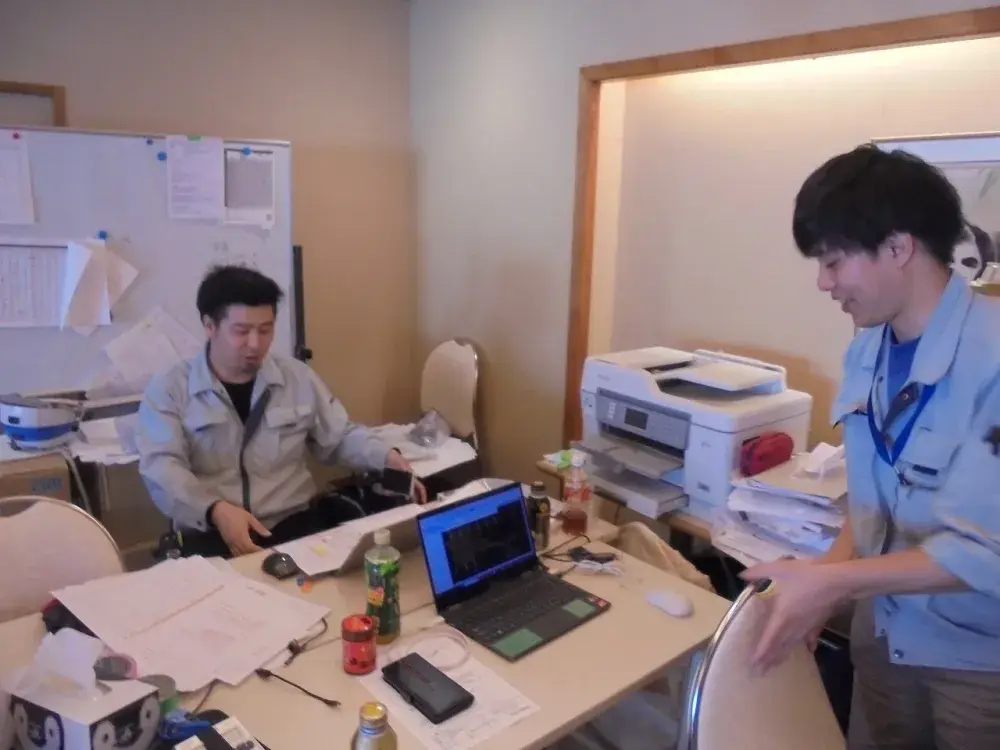 現場風景（ホテルの改装現場の現場事務所です。）