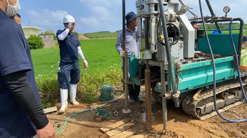 ボーリング作業風景