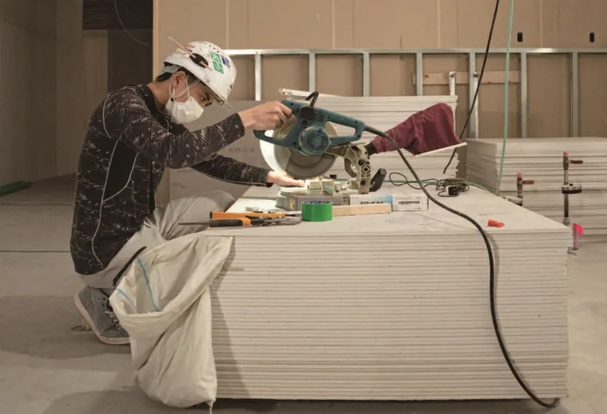 【未経験OK】内装工事のスペシャリストを目指しませんか？