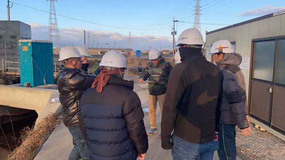 ベテラン社員の指導を受けてスキルアップを目指します