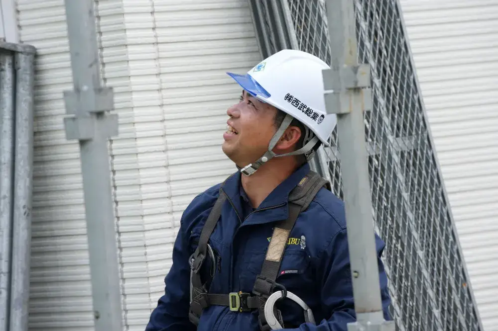 現場での作業風景。解体のプロフェッショナル！